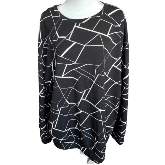 SHEIN Curve black and white tunic - Picture 1 of 5